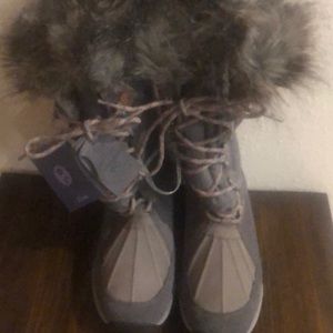 Clark's Thinsulate Ultra Weatherproof  Boots-NWT